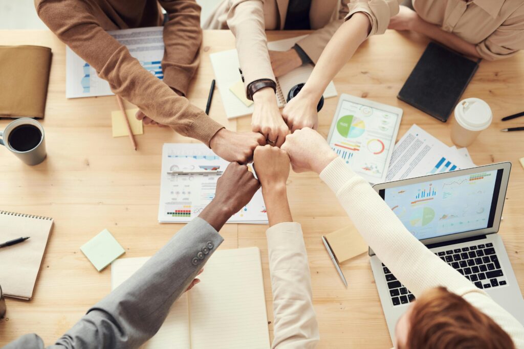 Equipo en desarrollo empresarial 